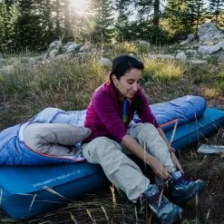 Big Agnes Captain Comfort Deluxe Camp -Sleeping Bags Shop CaptComfort PDP LIFESTYLE IMAGE